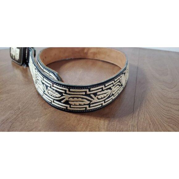 Handmade Mexican Leather Belt With Embroidered Rooster Design & Decorative Buckl - Picture 6 of 12